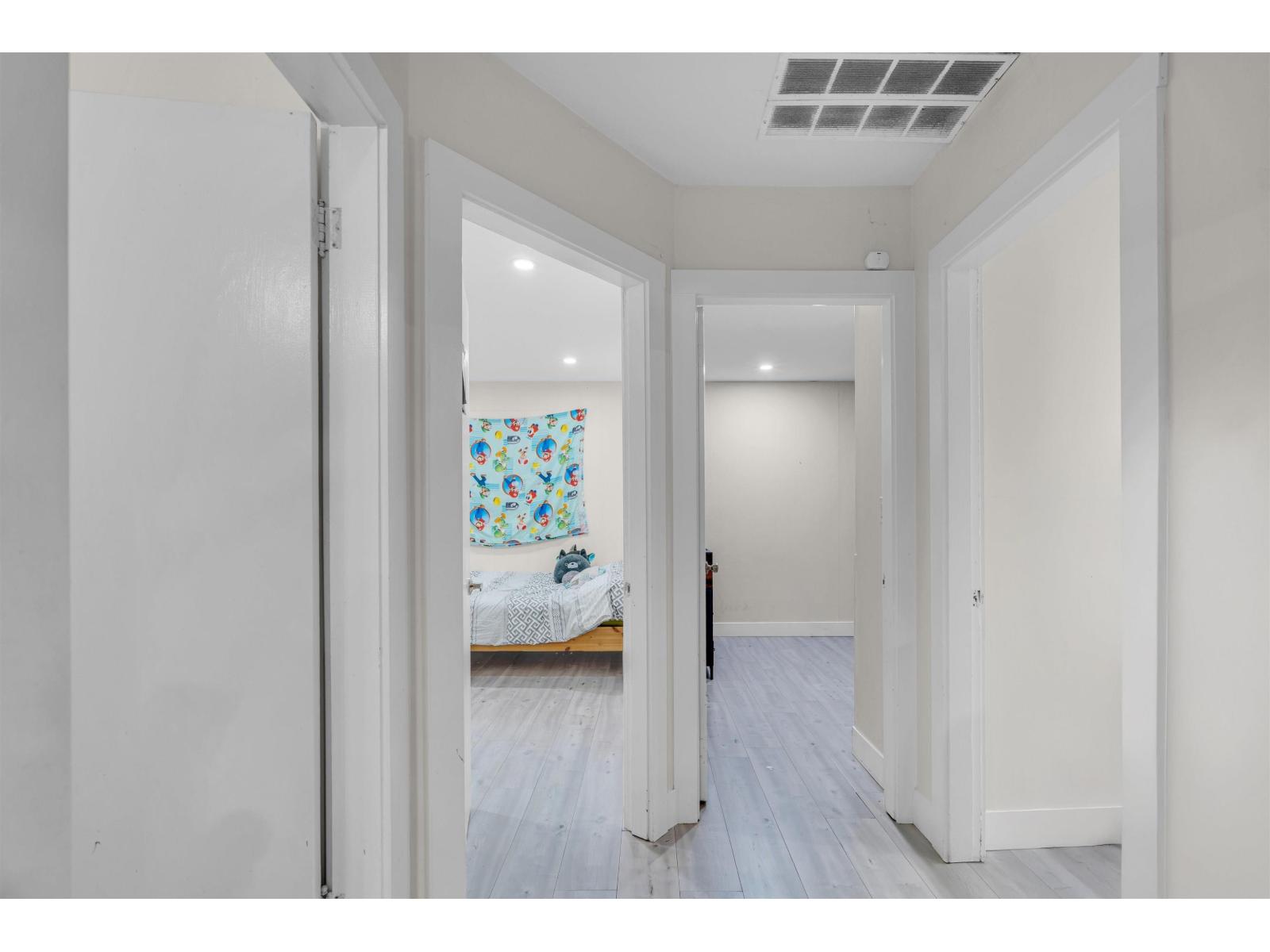 17834 60 Avenue, Surrey, British Columbia  V3S 1V4 - Photo 10 - R3101646