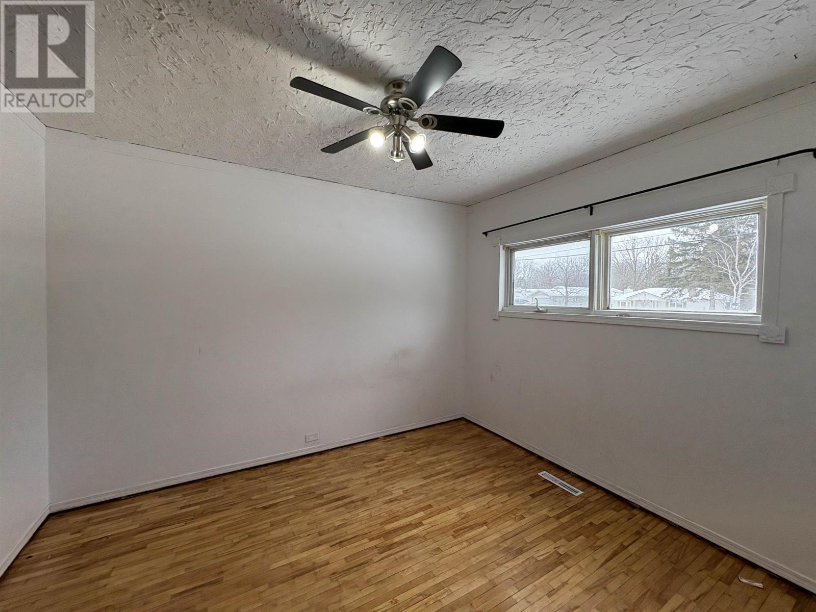 1232 Sunset Dr, Fort Frances, Ontario  P9A 2T8 - Photo 14 - TB2600484