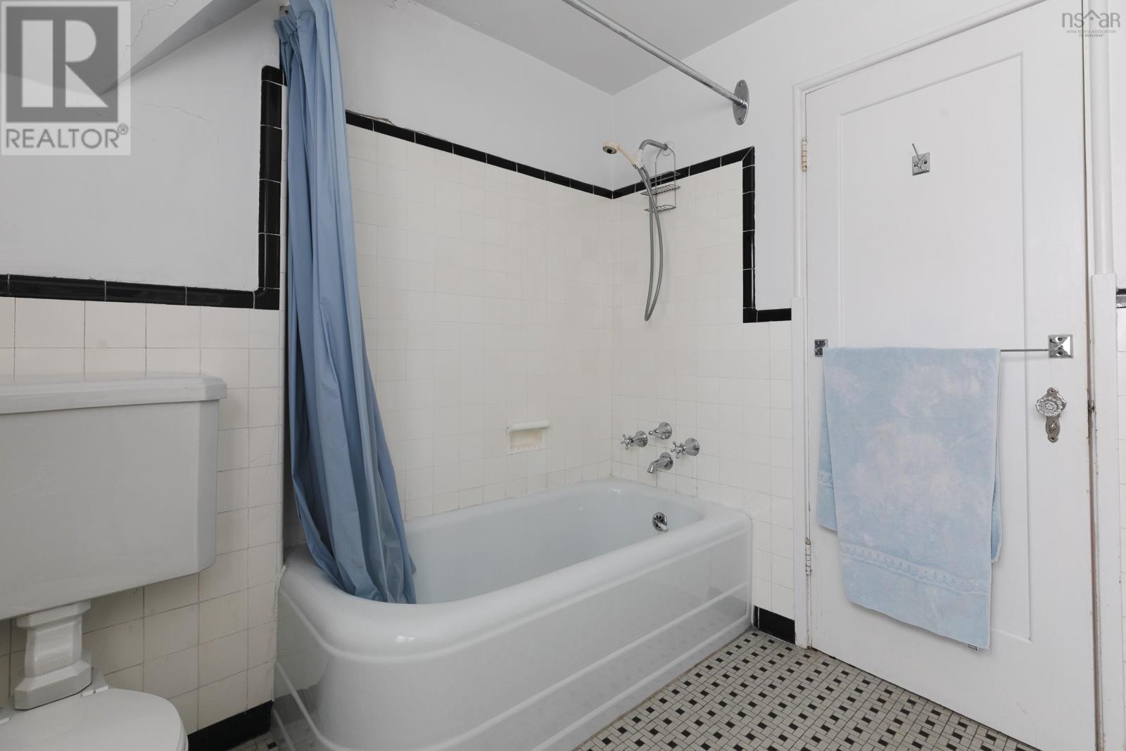 5661 Ogilvie Street, Halifax, Nova Scotia  B3H 1B8 - Photo 30 - 202603644