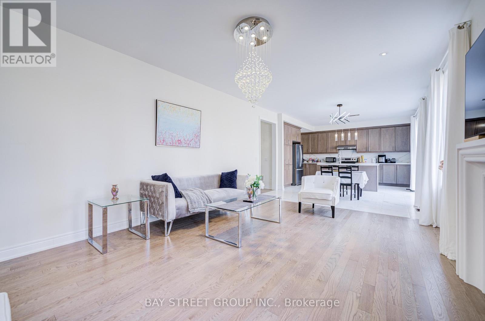 152 Ben Sinclair Avenue, East Gwillimbury, Ontario  L9N 0Z2 - Photo 19 - N12859002