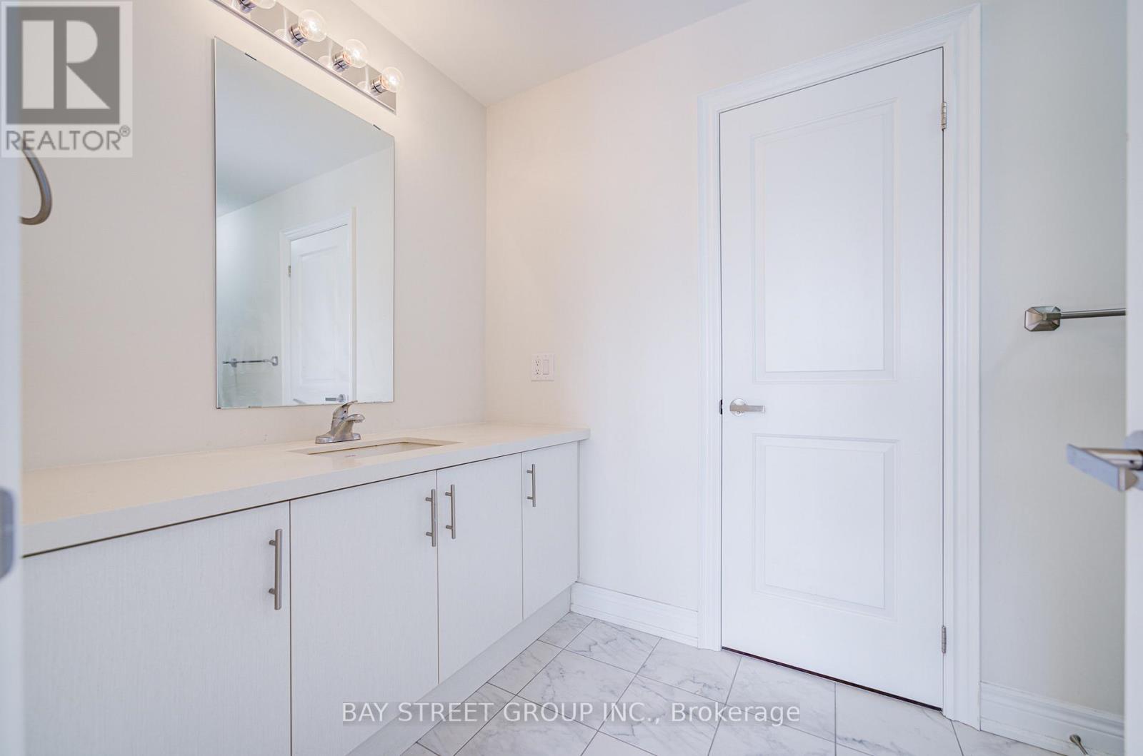 152 Ben Sinclair Avenue, East Gwillimbury, Ontario  L9N 0Z2 - Photo 23 - N12859002