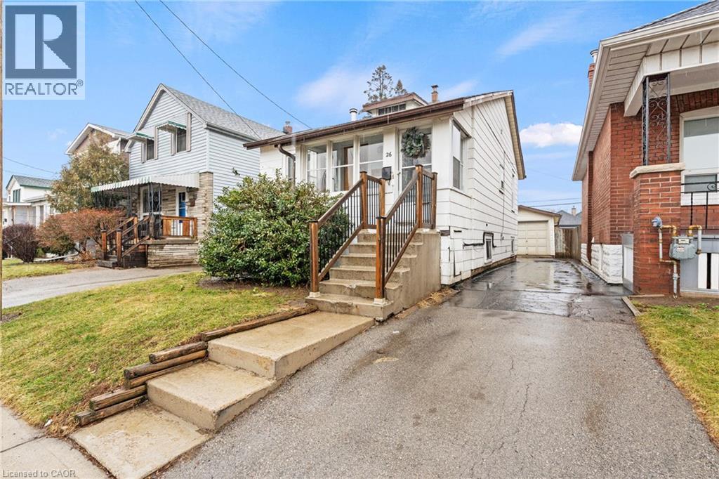 26 N Garside Avenue N, Hamilton, Ontario  L8H 4W2 - Photo 2 - 40814353