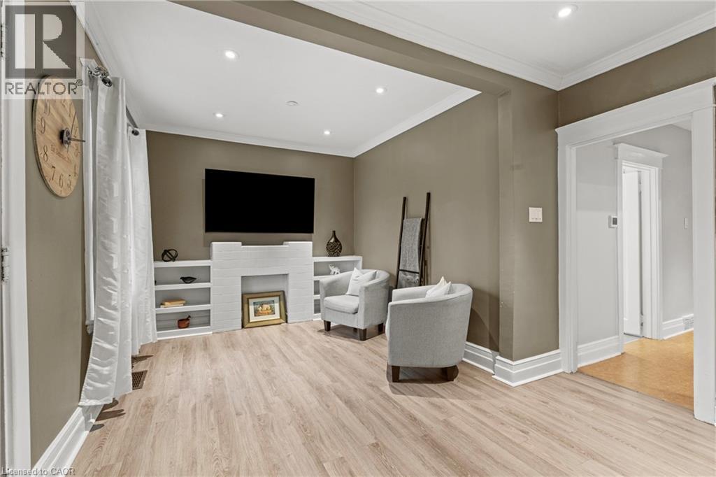 26 N Garside Avenue N, Hamilton, Ontario  L8H 4W2 - Photo 6 - 40814353