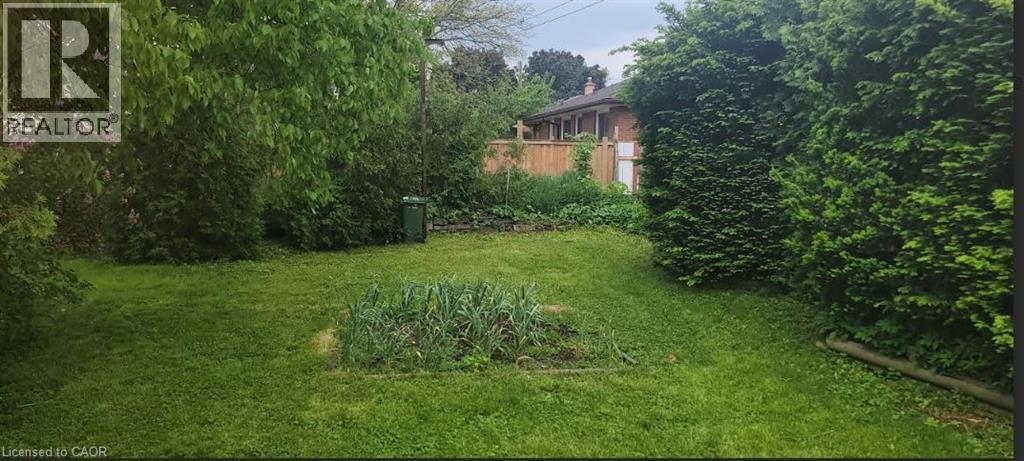 51 East 16th Street, Hamilton, Ontario  L9A 4J1 - Photo 2 - 40814089