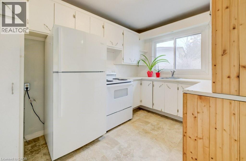 151 Franklin Street N, Kitchener, Ontario  N2A 1Y3 - Photo 9 - 40814025