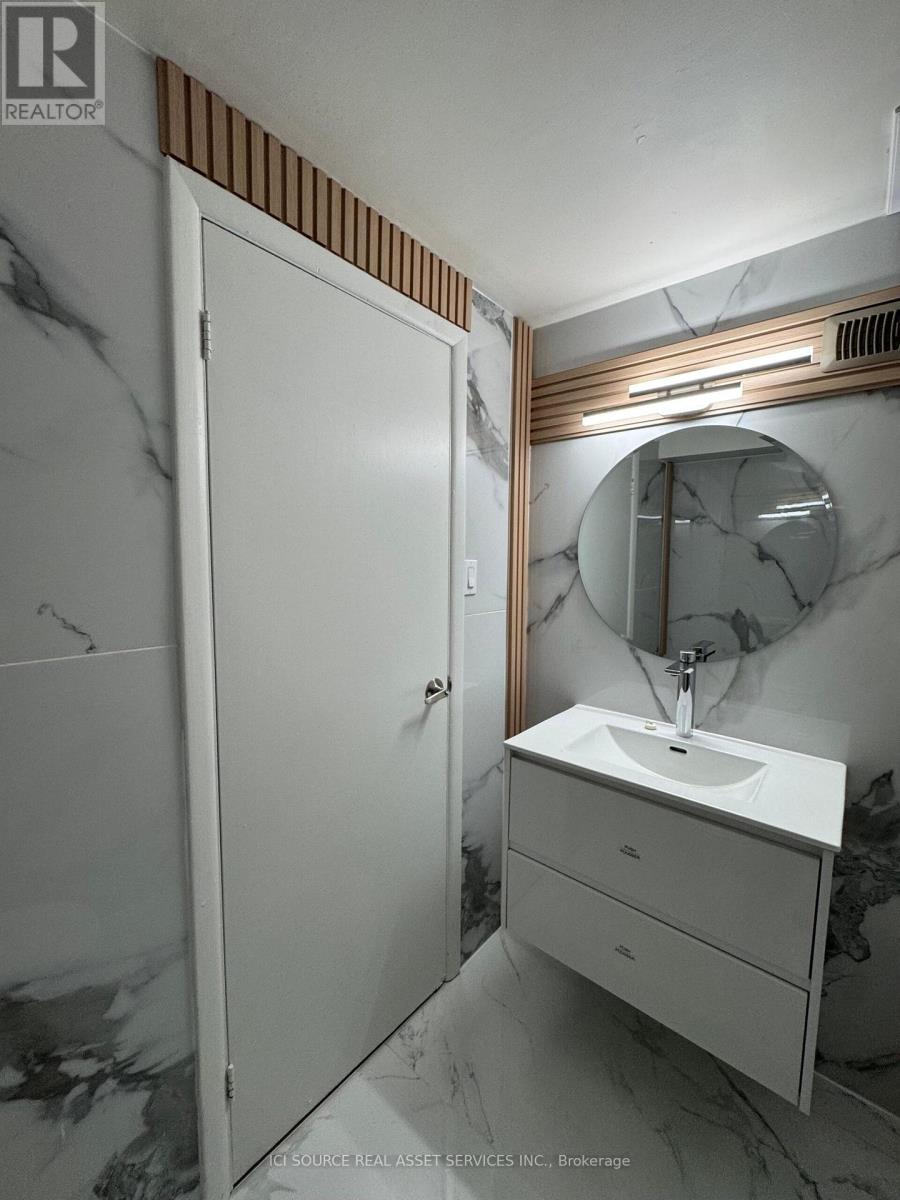 10 - 914 Mohawk Road E, Hamilton, Ontario  L8T 2R8 - Photo 17 - X12908052