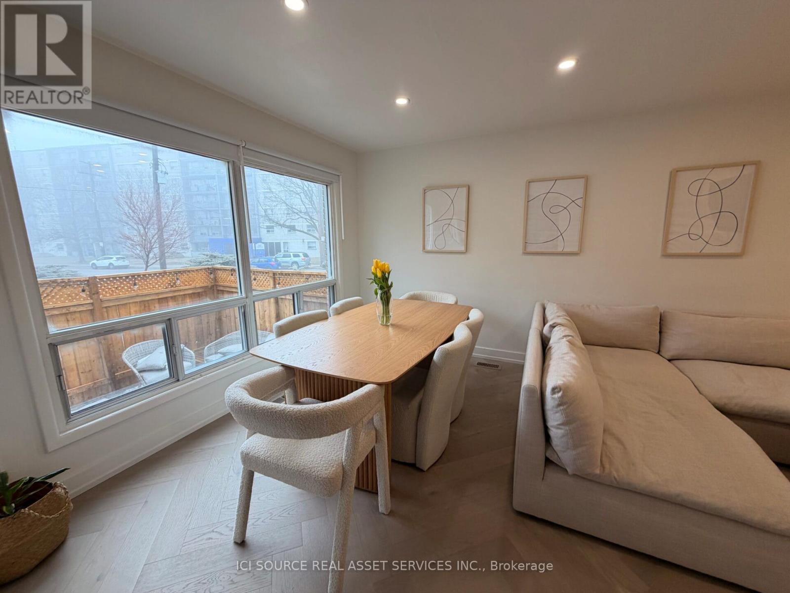 10 - 914 Mohawk Road E, Hamilton, Ontario  L8T 2R8 - Photo 6 - X12908052