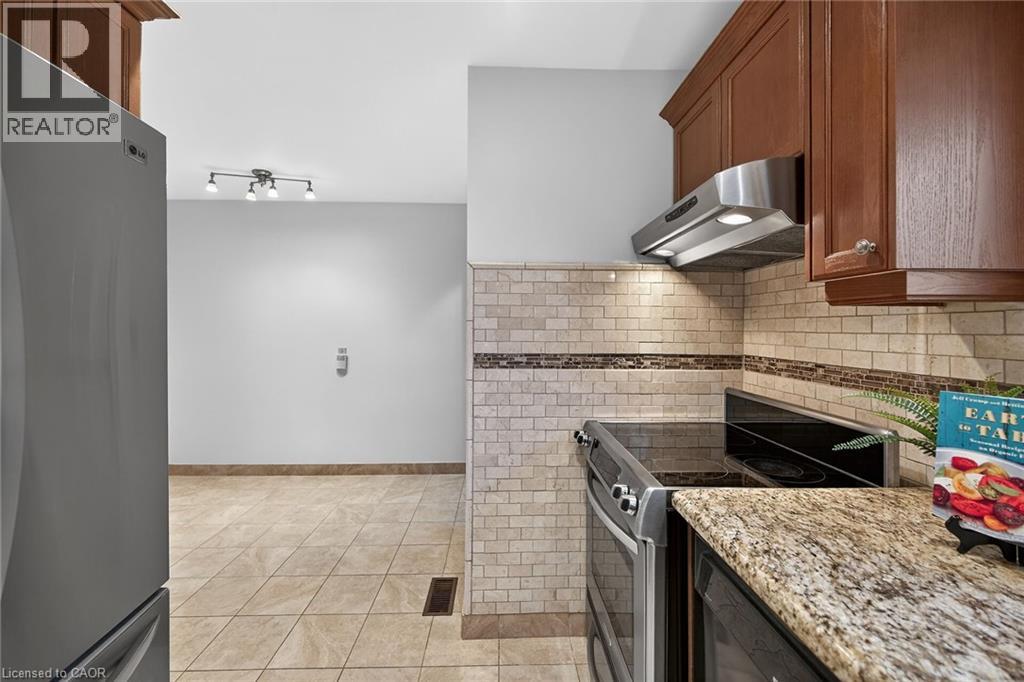 134 West 28th Street, Hamilton, Ontario  L9C 5B2 - Photo 13 - 40811116