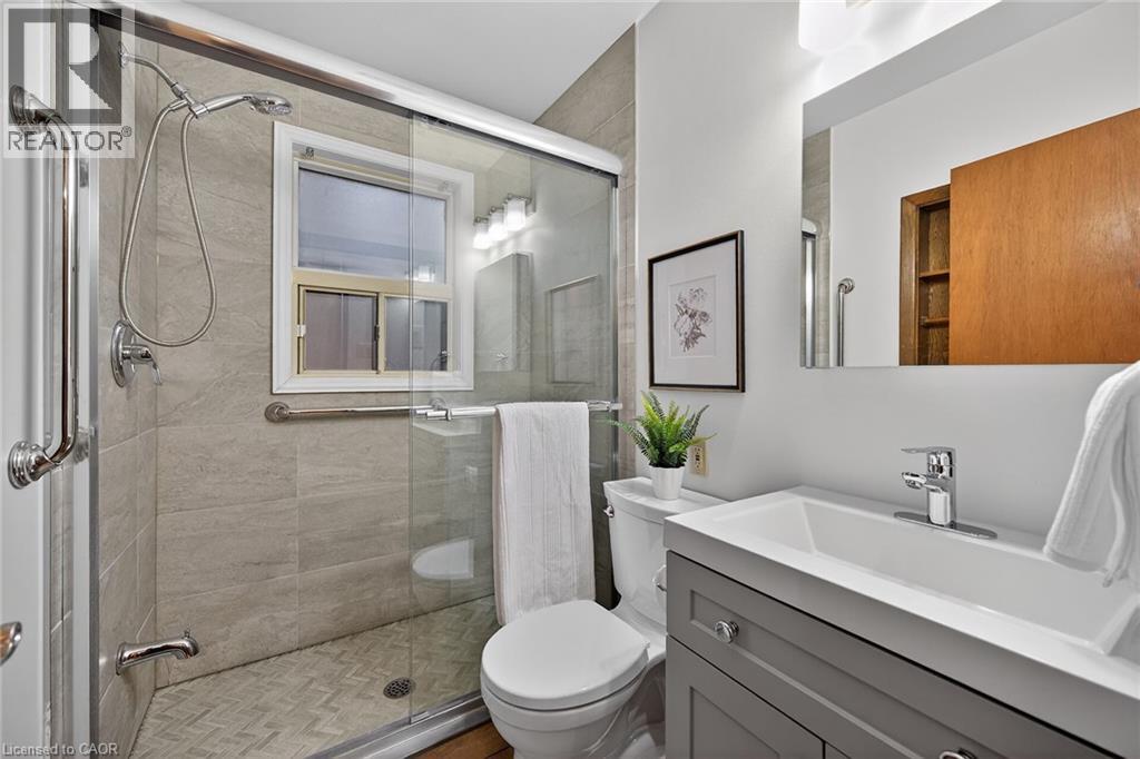 134 West 28th Street, Hamilton, Ontario  L9C 5B2 - Photo 20 - 40811116