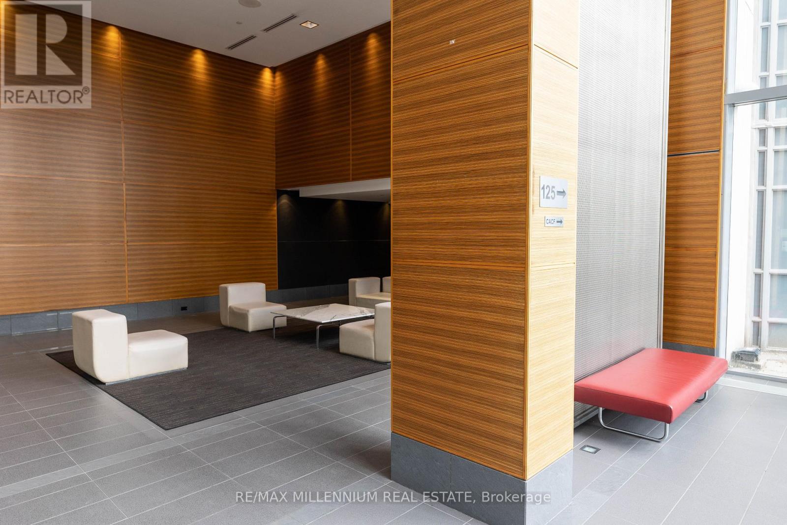 3910 - 125 Village Green Square, Toronto, Ontario  M1S 0L1 - Photo 45 - E12752650