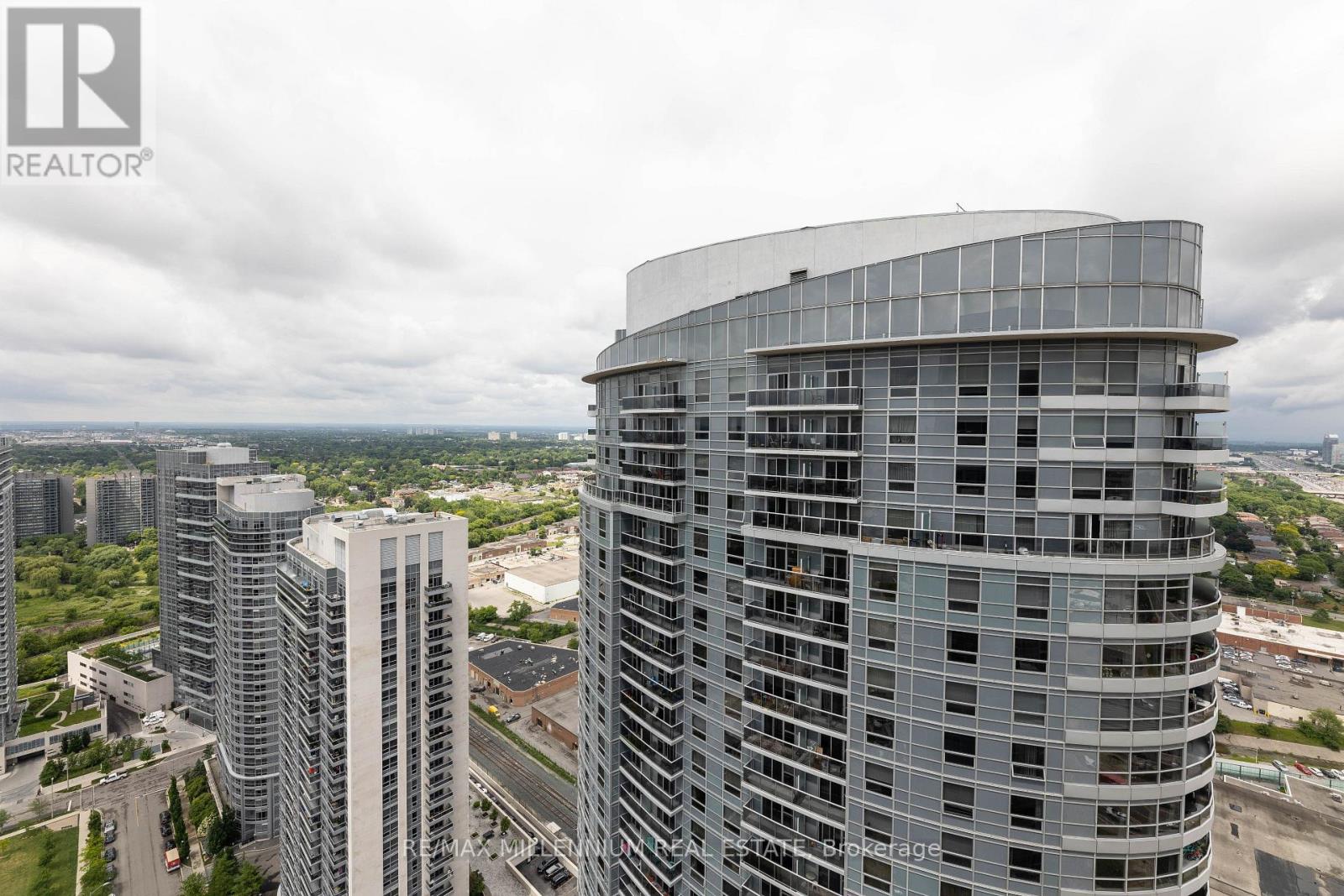 3910 - 125 Village Green Square, Toronto, Ontario  M1S 0L1 - Photo 34 - E12752650