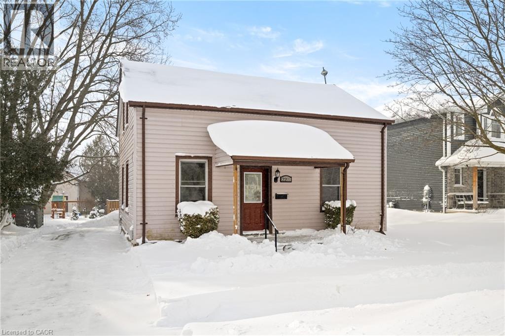 2207 William Shakespeare Street, Shakespeare, Ontario  N0B 2P0 - Photo 5 - 40799979