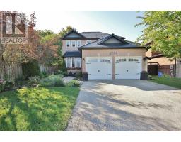 1084 WINNIFRED COURT, Innisfil, Ontario