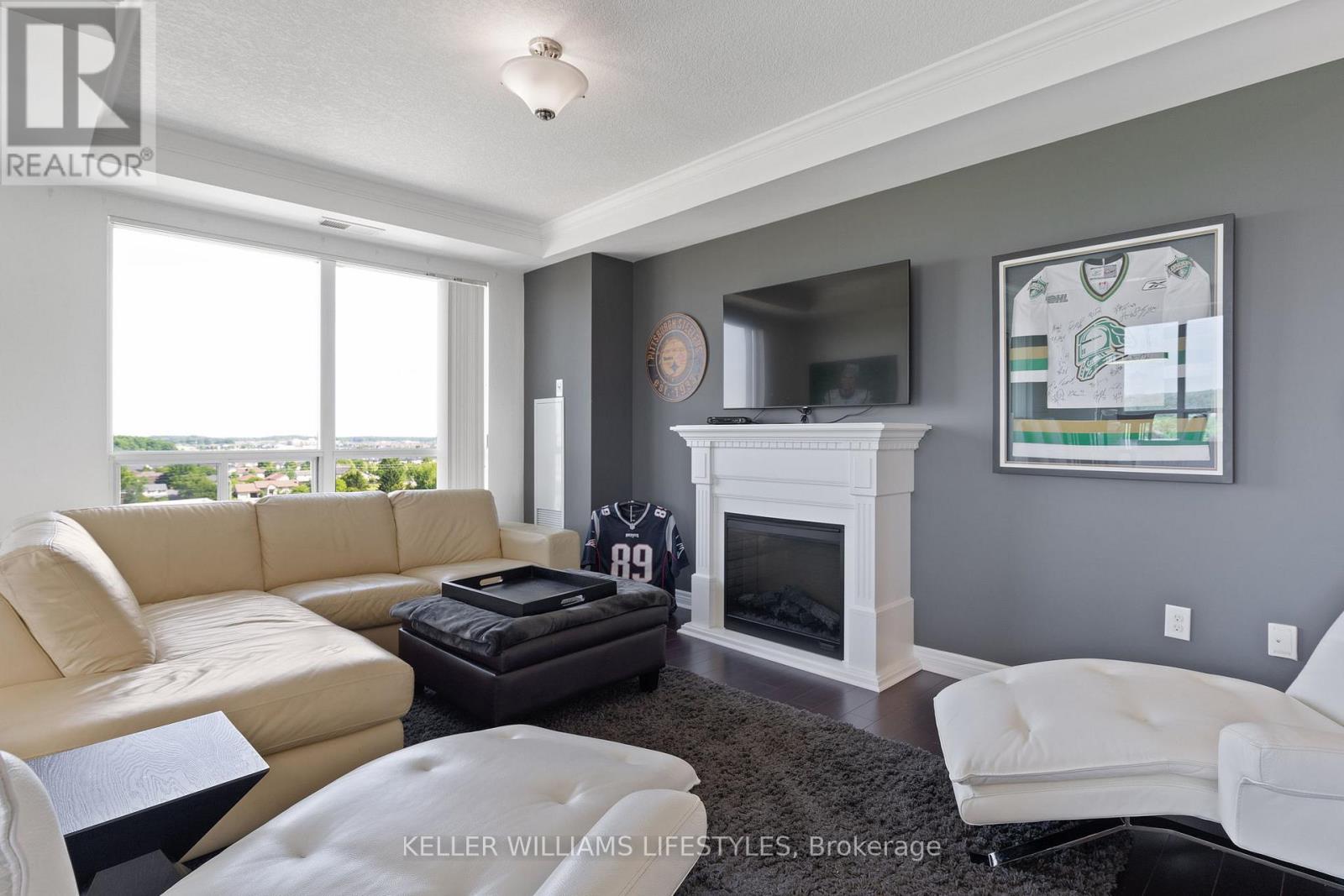 1004 - 1030 Coronation Drive, London North, Ontario  N6G 0G5 - Photo 5 - X12912962