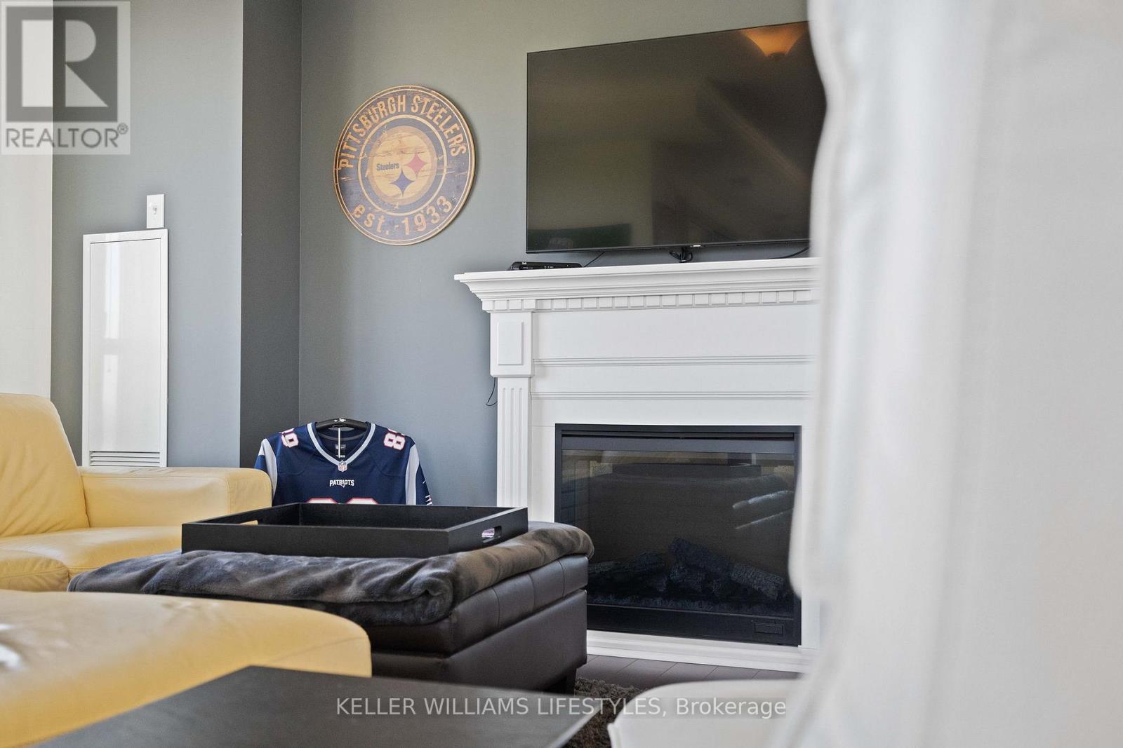 1004 - 1030 Coronation Drive, London North, Ontario  N6G 0G5 - Photo 7 - X12912962