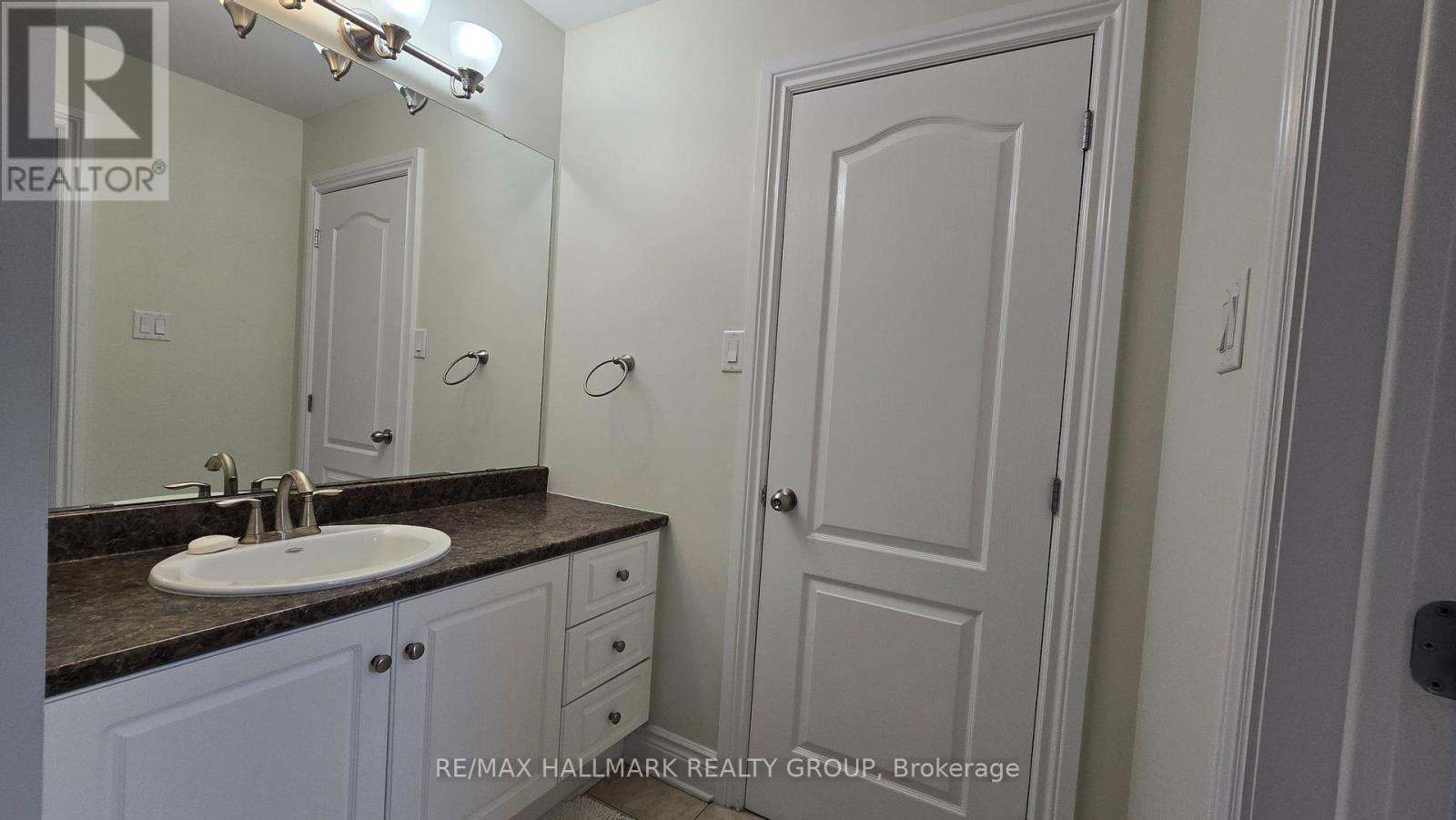 453 Keith Crescent, Ottawa, Ontario  K1W 0A5 - Photo 19 - X12912920