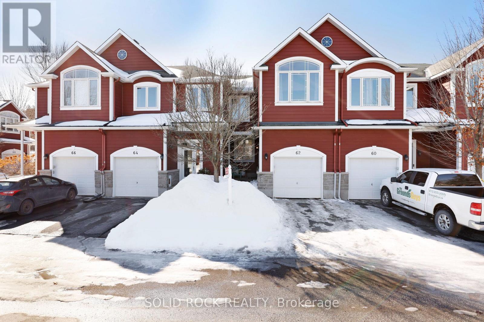 62 EVELYN POWERS PRIVATE, Ottawa, Ontario