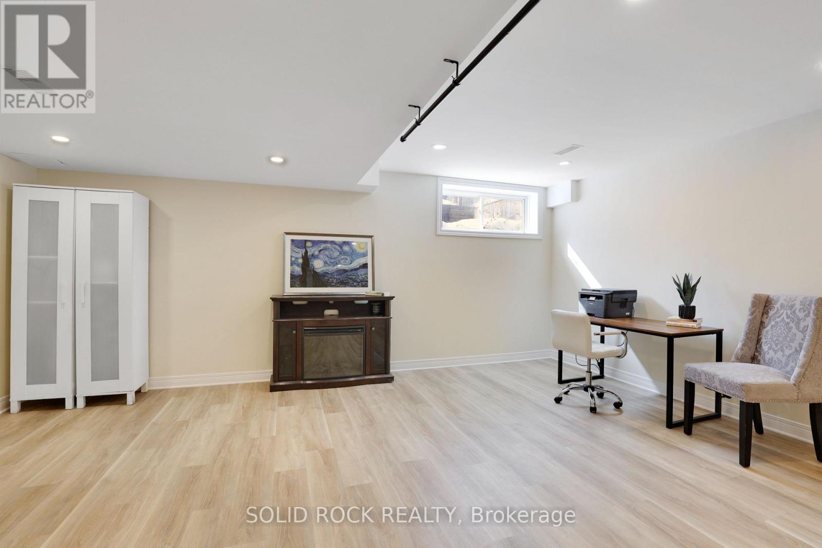 62 Evelyn Powers Private, Ottawa, Ontario  K2S 0E1 - Photo 28 - X12912930