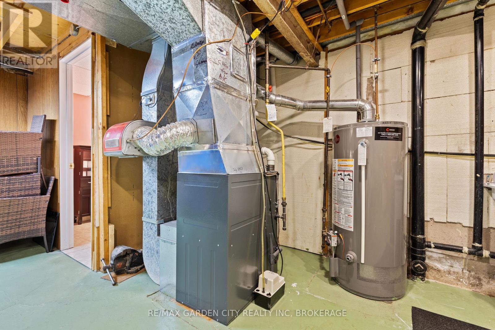 18 Thorncliff Drive, St. Catharines (Oakdale), Ontario  L2P 3N4 - Photo 29 - X12912932