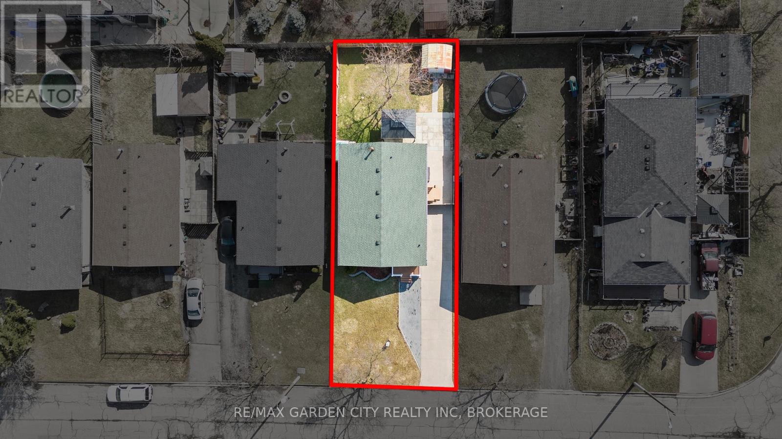 18 Thorncliff Drive, St. Catharines (Oakdale), Ontario  L2P 3N4 - Photo 44 - X12912932