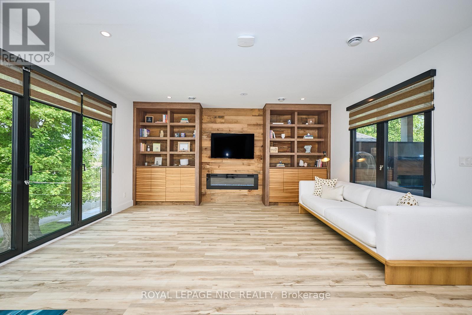 10 Pawling Street, St. Catharines, Ontario  L2N 5M2 - Photo 19 - X12912978