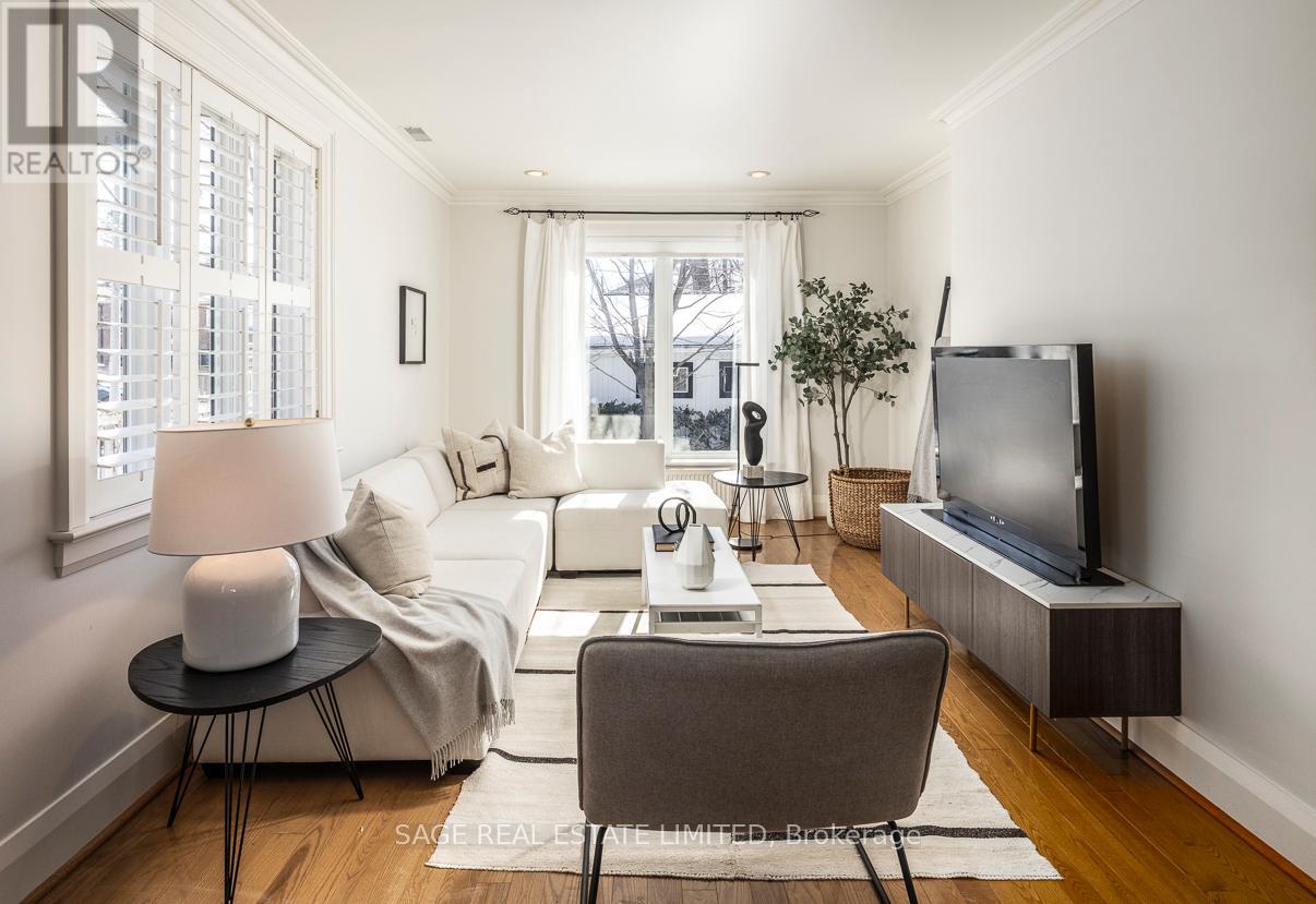 205 Cranbrooke Avenue, Toronto, Ontario  M5M 1M8 - Photo 15 - C12912894