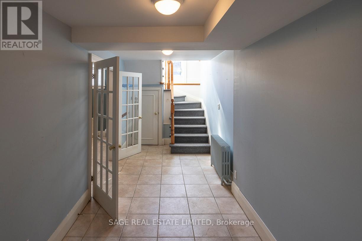 205 Cranbrooke Avenue, Toronto, Ontario  M5M 1M8 - Photo 36 - C12912894