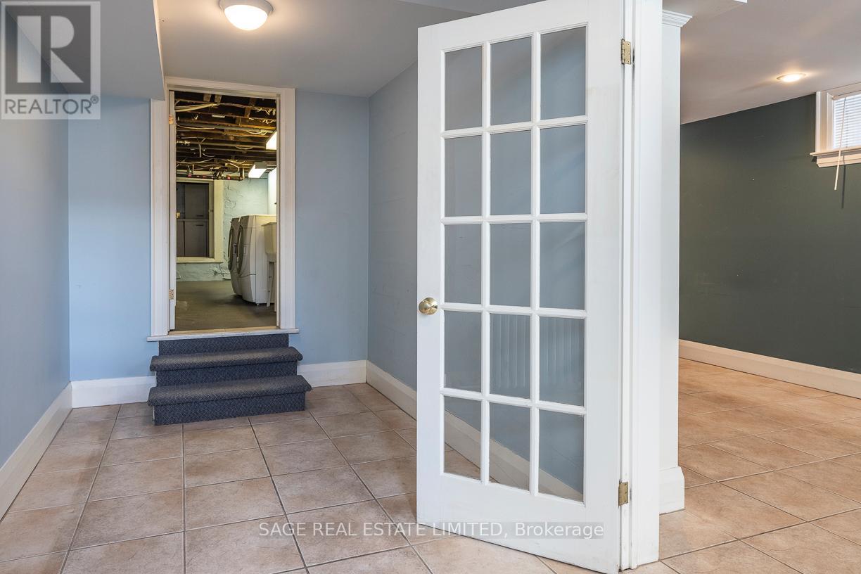 205 Cranbrooke Avenue, Toronto, Ontario  M5M 1M8 - Photo 37 - C12912894