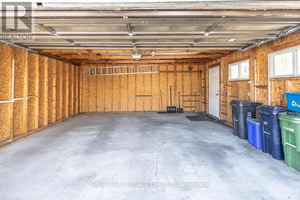 205 Cranbrooke Avenue, Toronto, Ontario  M5M 1M8 - Photo 5 - C12912894