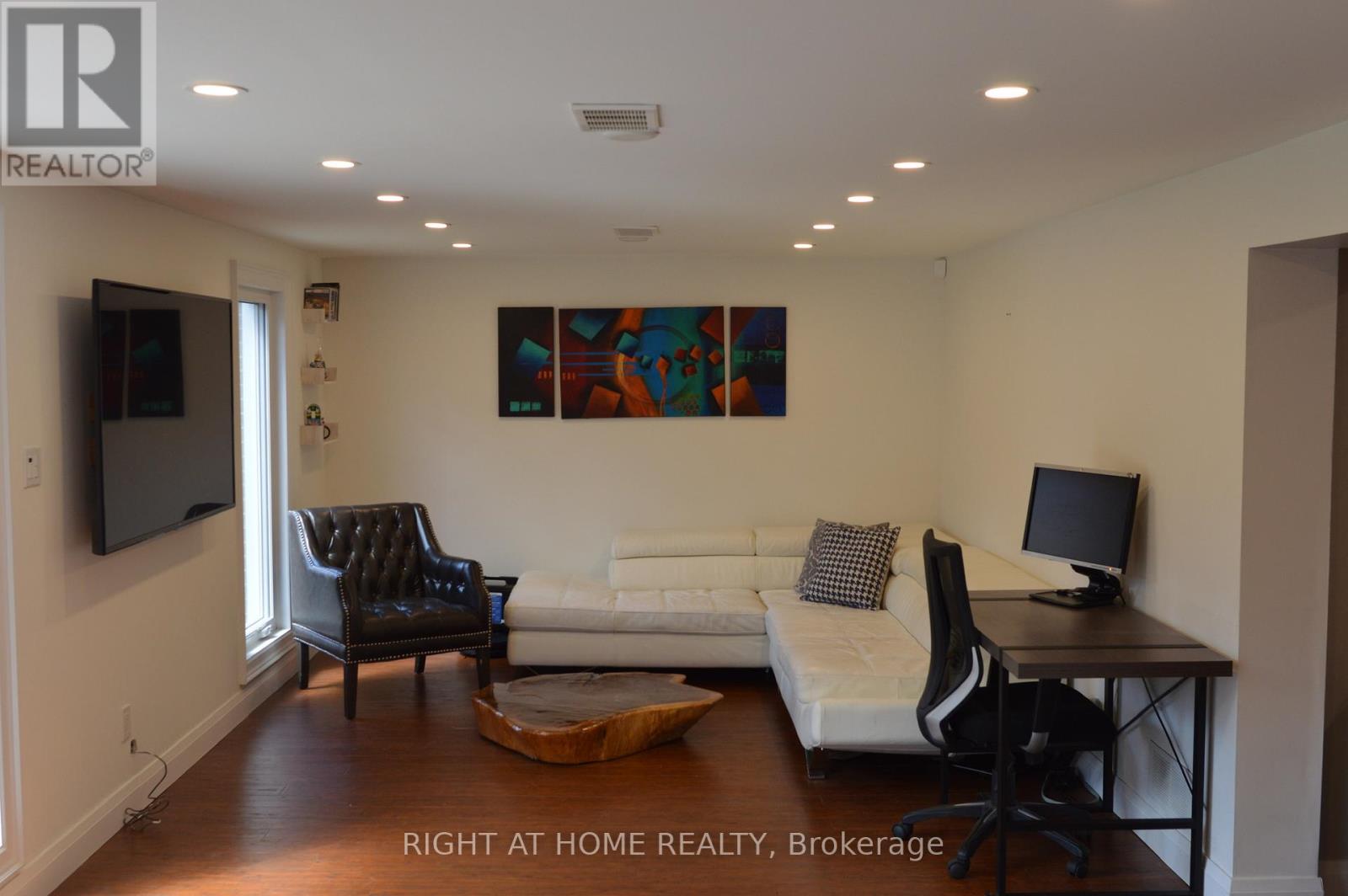 8 Alonzo Road, Toronto, Ontario  M2R 1T5 - Photo 15 - C12912942