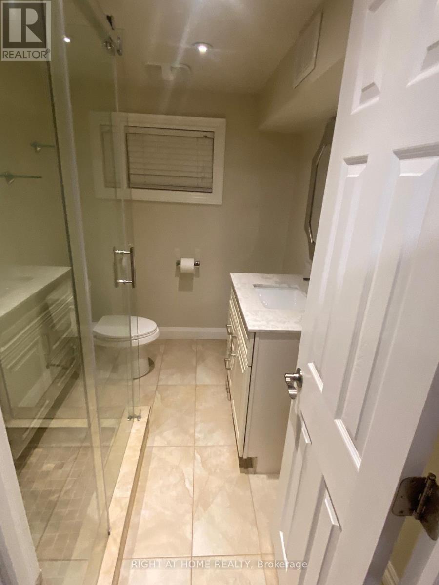 8 Alonzo Road, Toronto, Ontario  M2R 1T5 - Photo 19 - C12912942