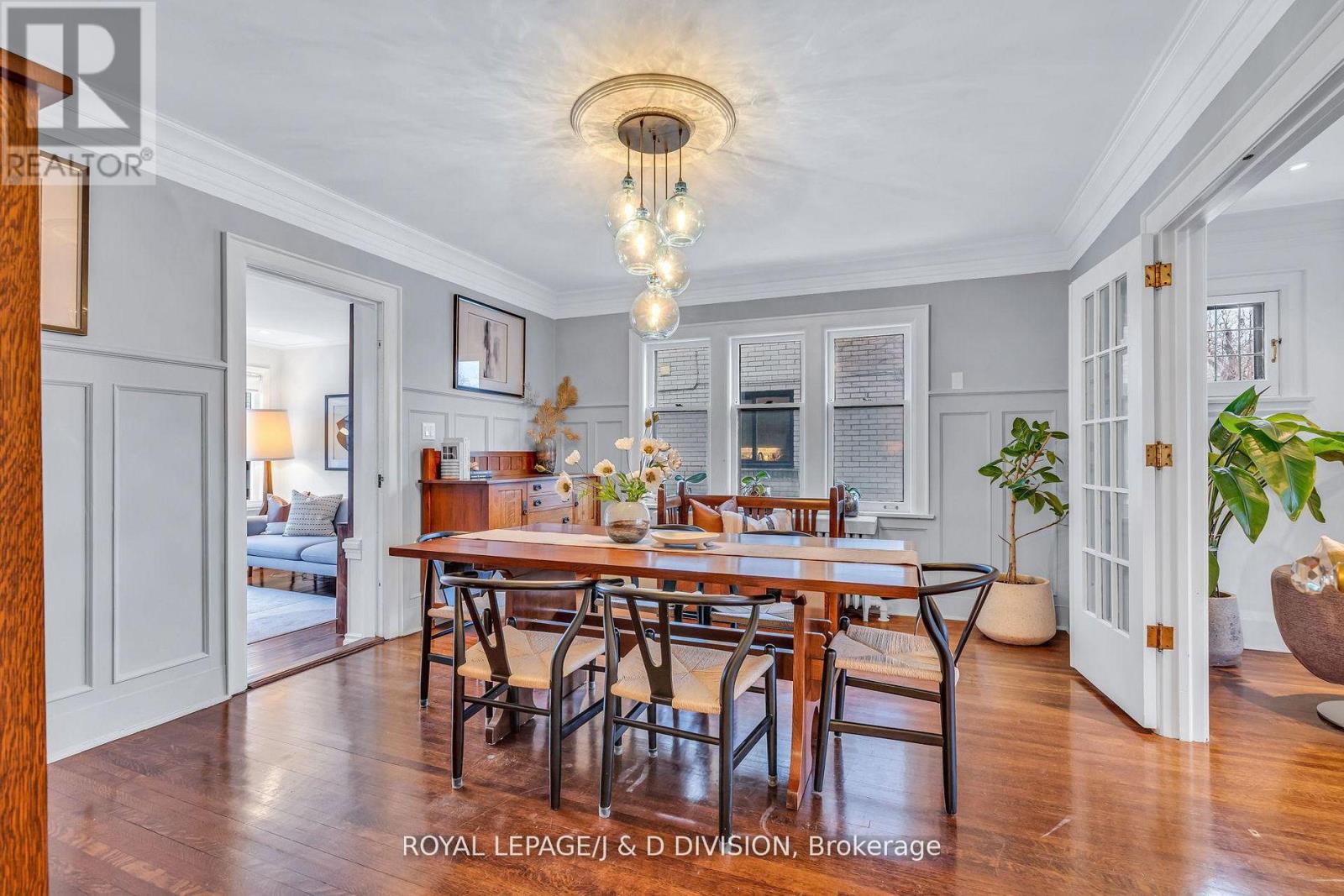 453 Oriole Parkway, Toronto, Ontario  M5P 2H7 - Photo 9 - C12912954