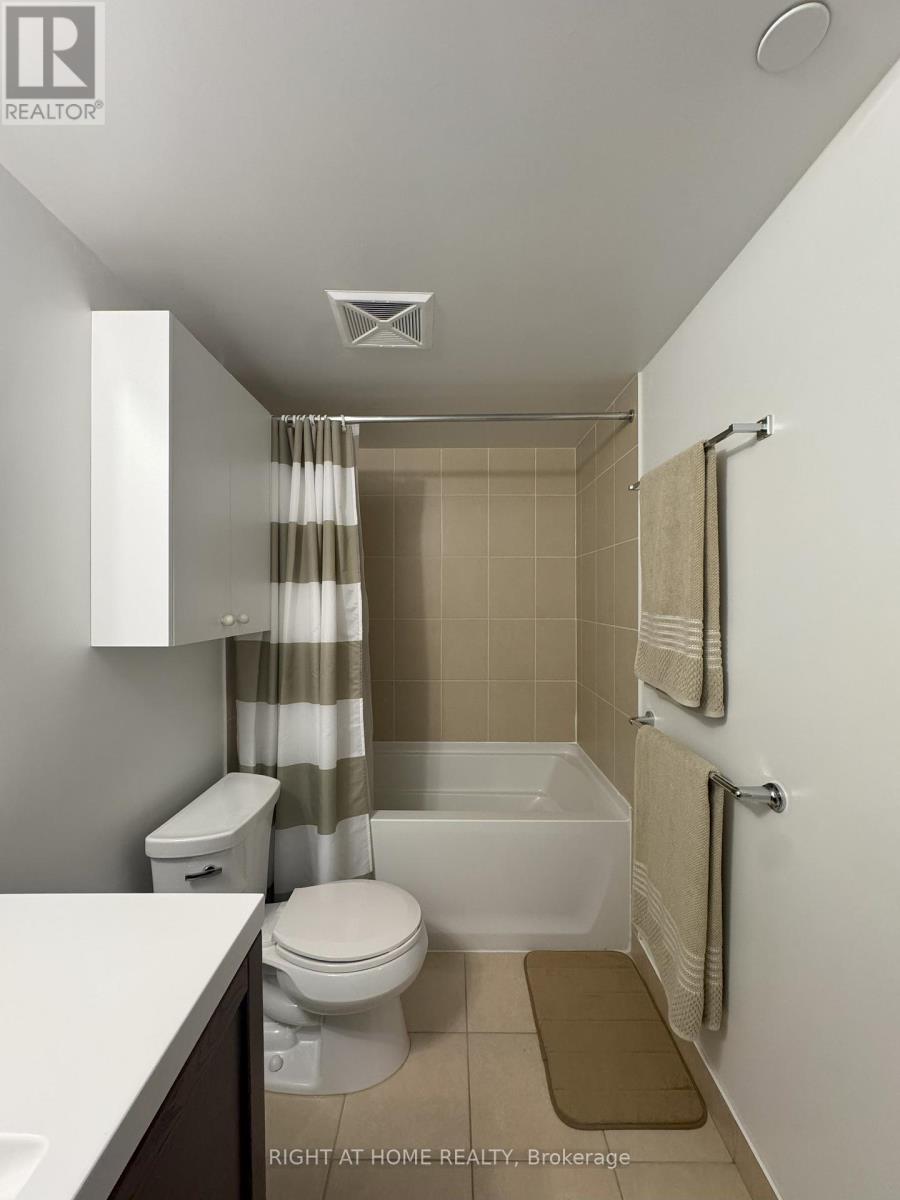 428 - 36 Via Bagnato, Toronto, Ontario  M6A 0B7 - Photo 11 - W12886174