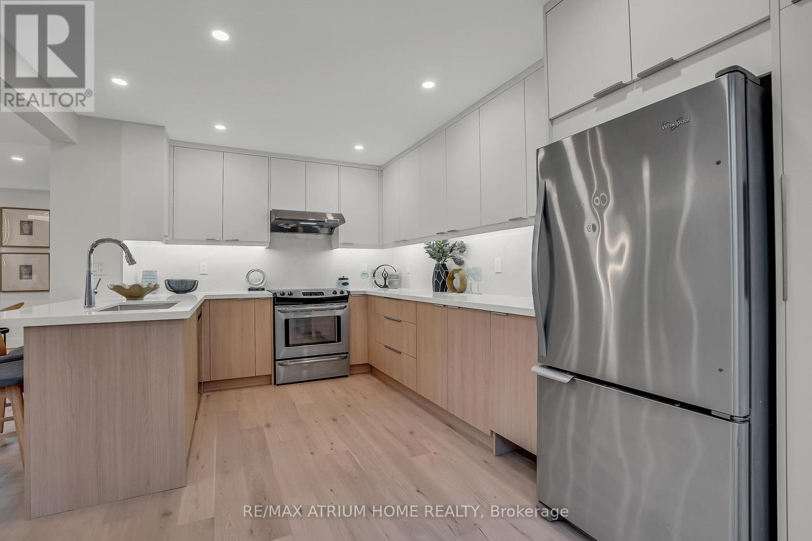 86 Old Colony Drive, Whitby, Ontario  L1R 2G9 - Photo 16 - E12912964