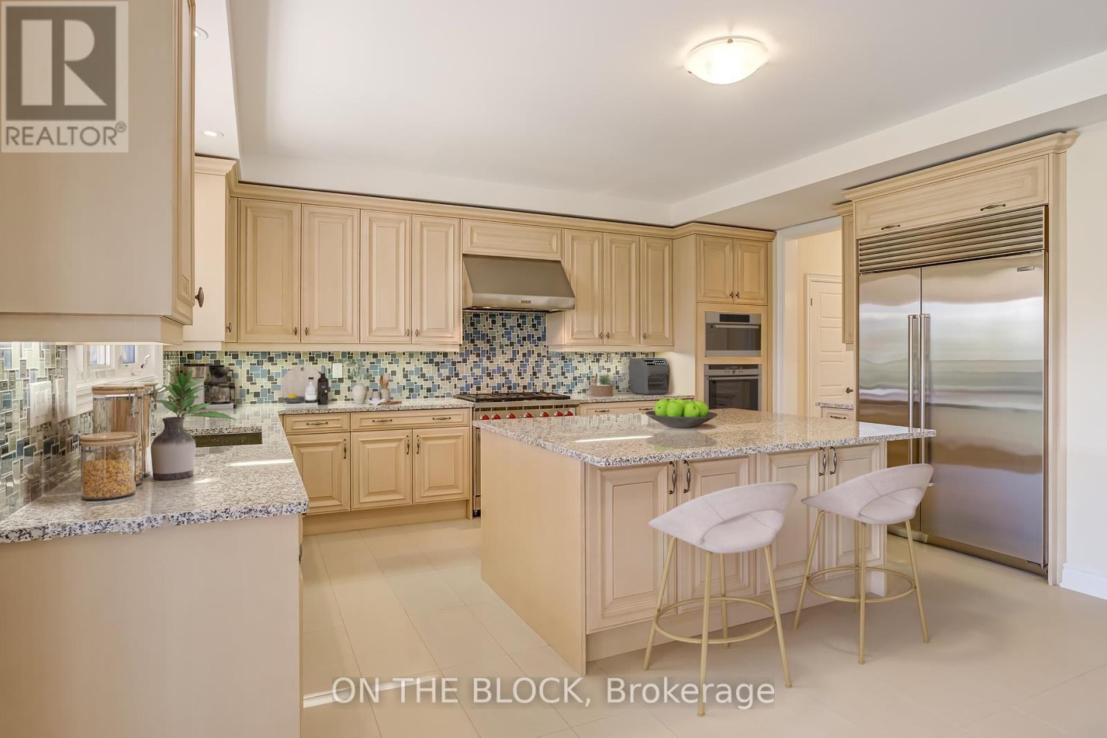 24 Whitewood Drive, Whitchurch-Stouffville, Ontario  L4A 1R9 - Photo 23 - N12912874