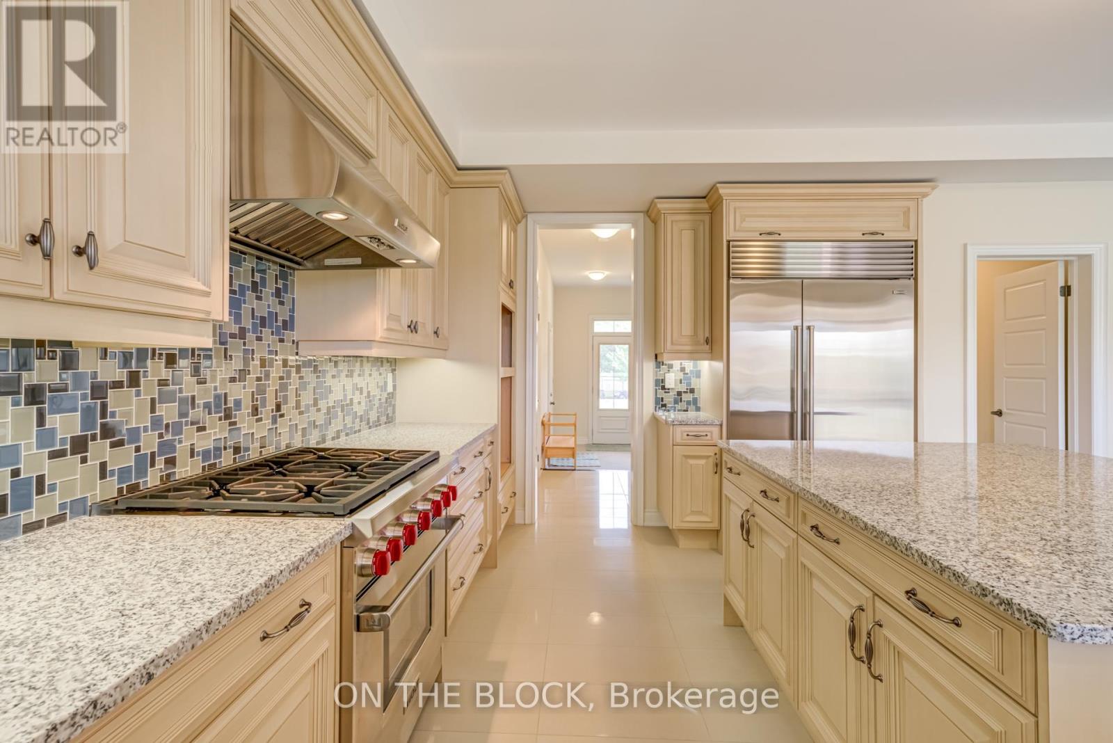 24 Whitewood Drive, Whitchurch-Stouffville, Ontario  L4A 1R9 - Photo 29 - N12912874