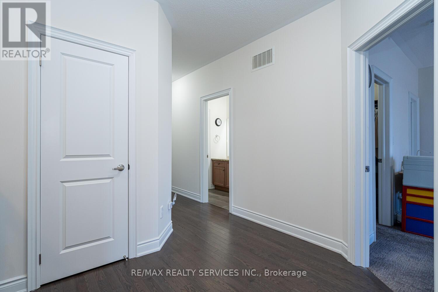 34 Thornvalley Terrace, Caledon, Ontario  L7C 4H9 - Photo 22 - W12912852