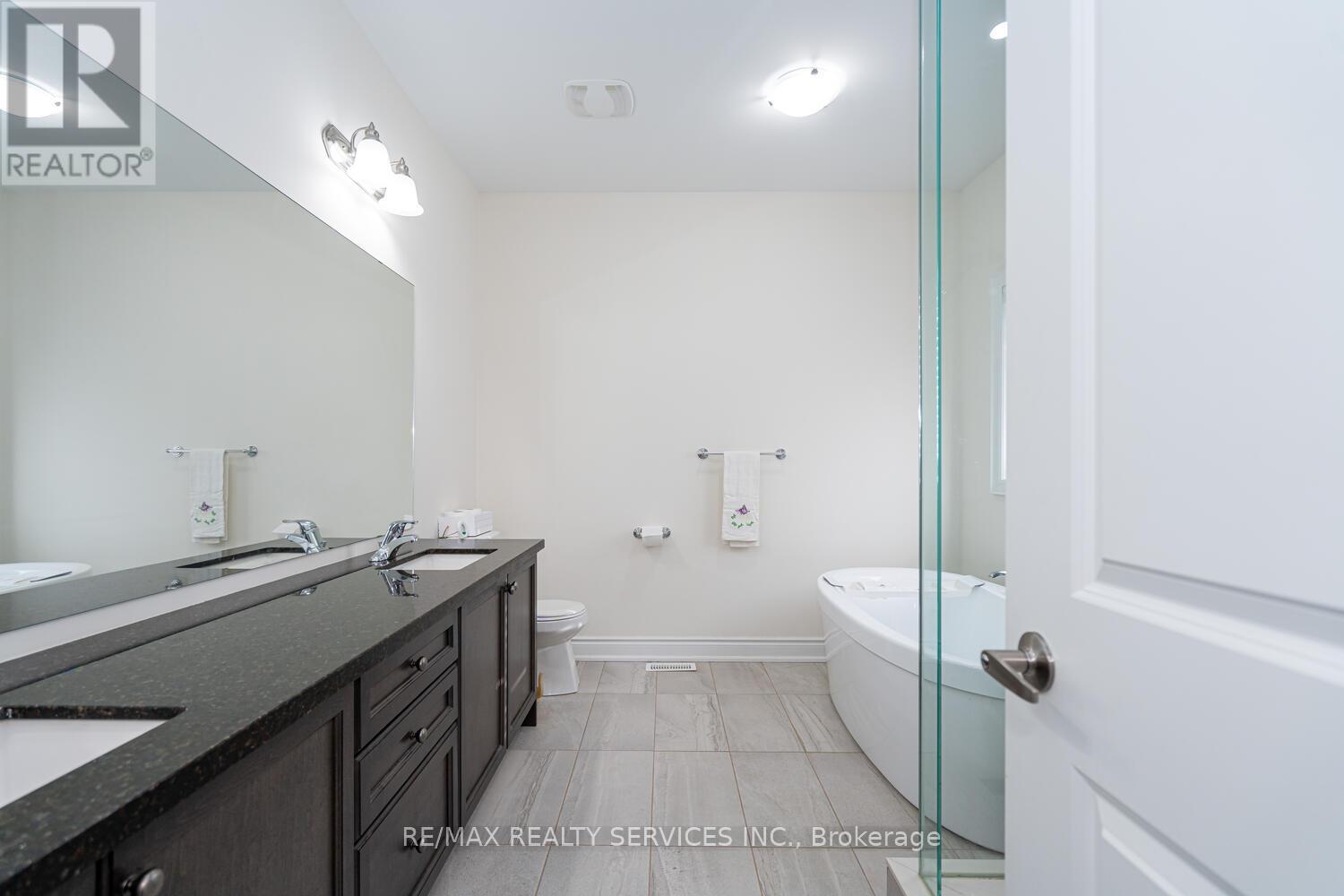 34 Thornvalley Terrace, Caledon, Ontario  L7C 4H9 - Photo 26 - W12912852