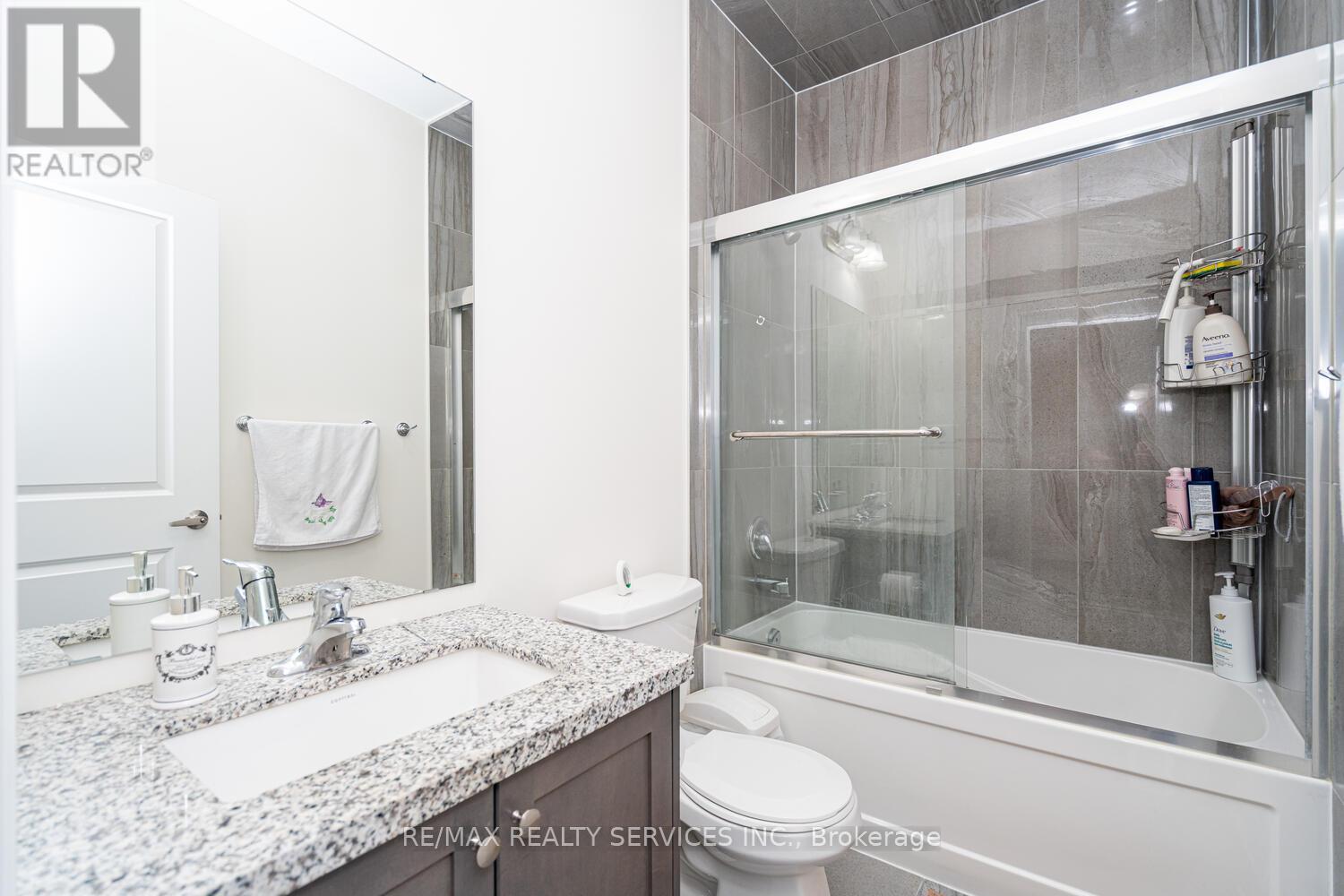 34 Thornvalley Terrace, Caledon, Ontario  L7C 4H9 - Photo 33 - W12912852