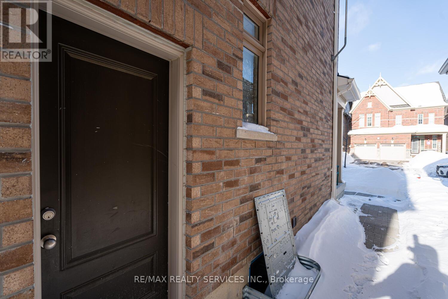 34 Thornvalley Terrace, Caledon, Ontario  L7C 4H9 - Photo 50 - W12912852