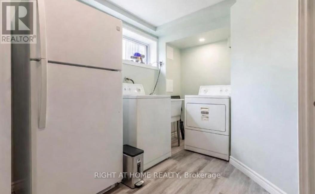 2309 Brookhurst Road, Mississauga, Ontario  L5J 1R1 - Photo 14 - W12912862