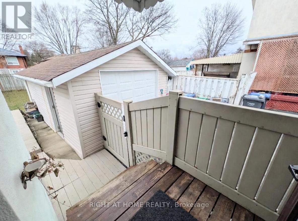 2309 Brookhurst Road, Mississauga, Ontario  L5J 1R1 - Photo 17 - W12912862