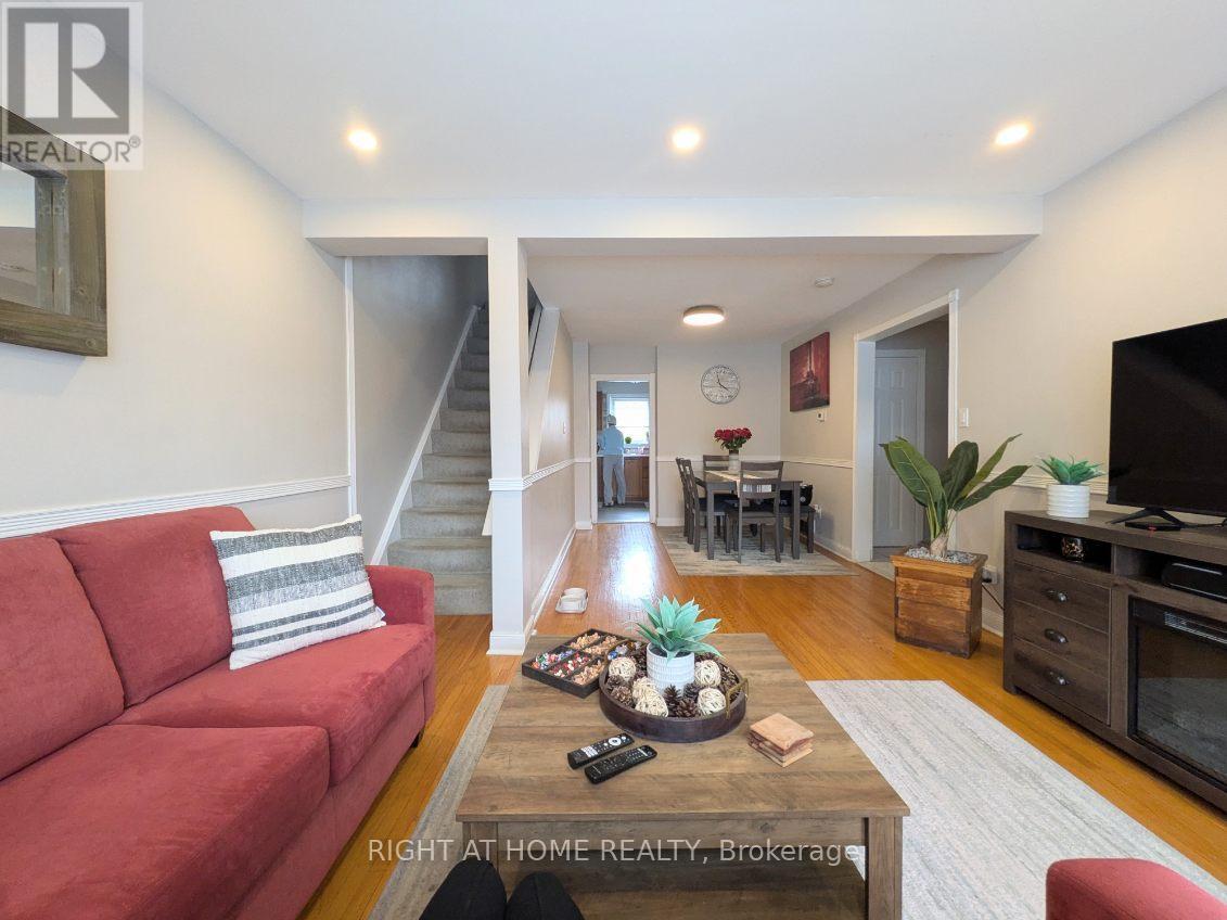 2309 Brookhurst Road, Mississauga, Ontario  L5J 1R1 - Photo 4 - W12912862