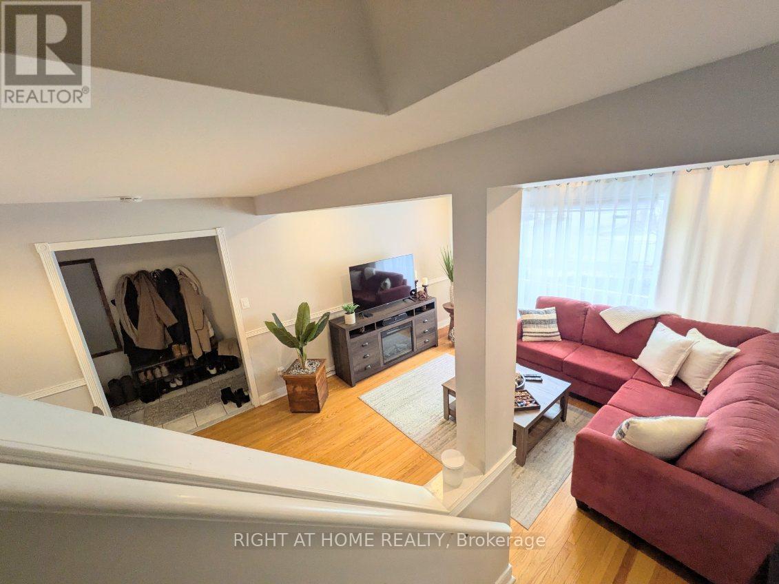 2309 Brookhurst Road, Mississauga, Ontario  L5J 1R1 - Photo 8 - W12912862