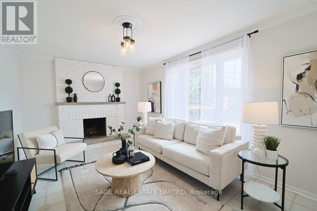 411 The Thicket, Mississauga, Ontario  L5G 4P6 - Photo 14 - W12912872