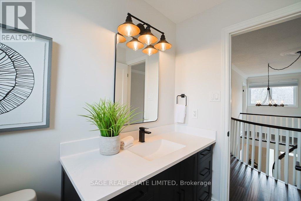 411 The Thicket, Mississauga, Ontario  L5G 4P6 - Photo 26 - W12912872