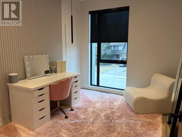 24b Broadview Avenue, Mississauga, Ontario  L5H 2S9 - Photo 15 - W12912900