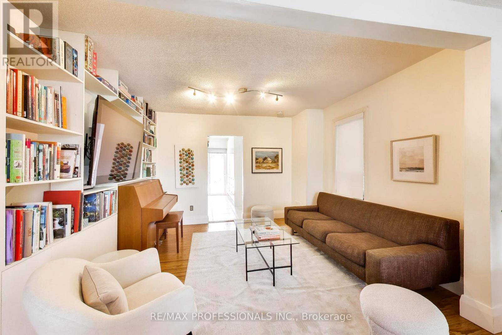 41 Windermere Avenue, Toronto, Ontario  M6S 3J3 - Photo 2 - W12912910