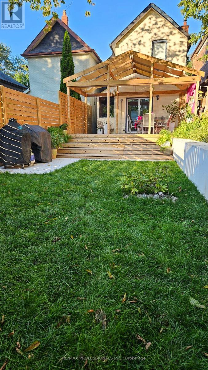 41 Windermere Avenue, Toronto, Ontario  M6S 3J3 - Photo 42 - W12912910