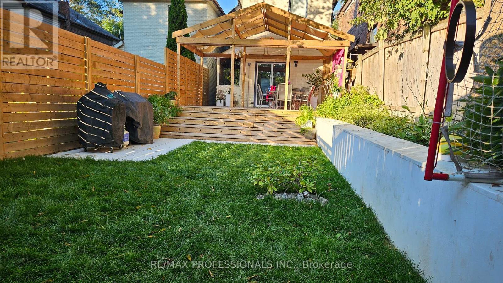 41 Windermere Avenue, Toronto, Ontario  M6S 3J3 - Photo 43 - W12912910